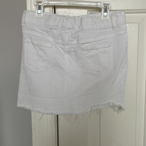 Old navy white jean skirt - Picture 2 of 2